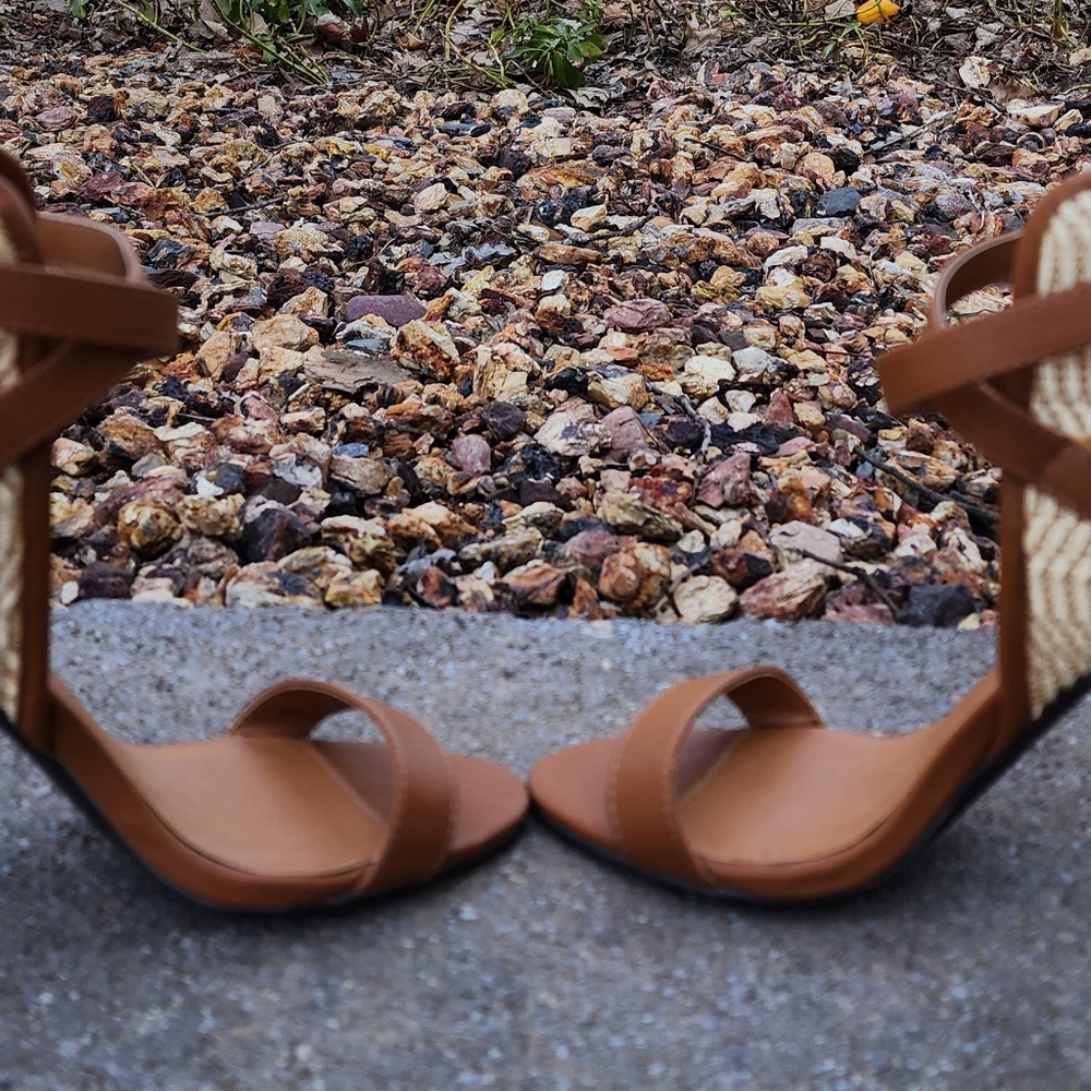Venus Raffia Stiletto - Picture 5 of 11